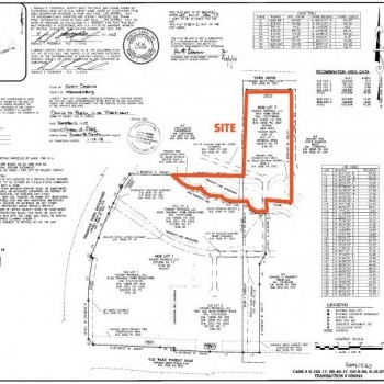Plan of mall Triangle Place Promenade